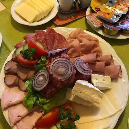 'zum Reifberg' 3*